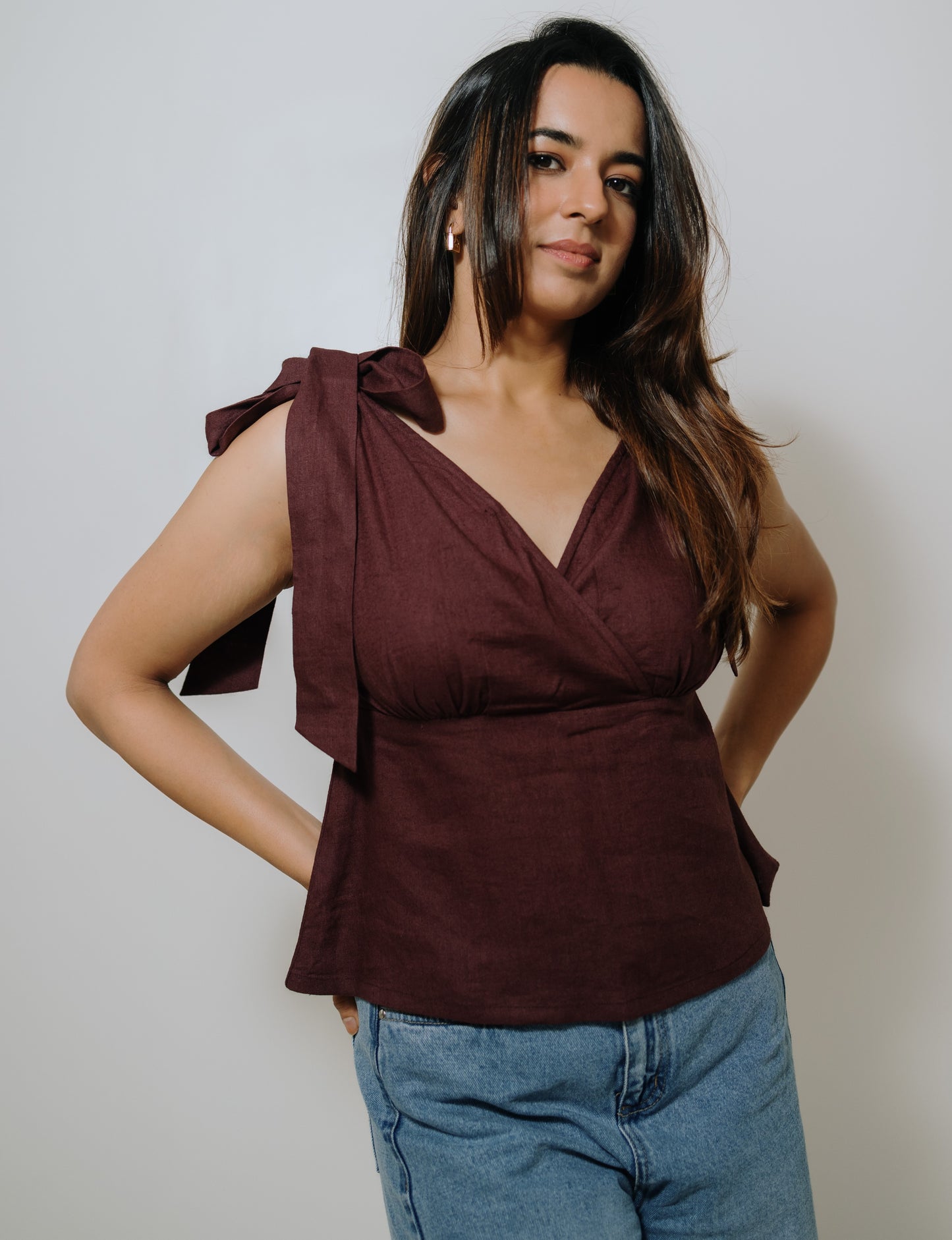 THE WINE LINEN BOW TOP