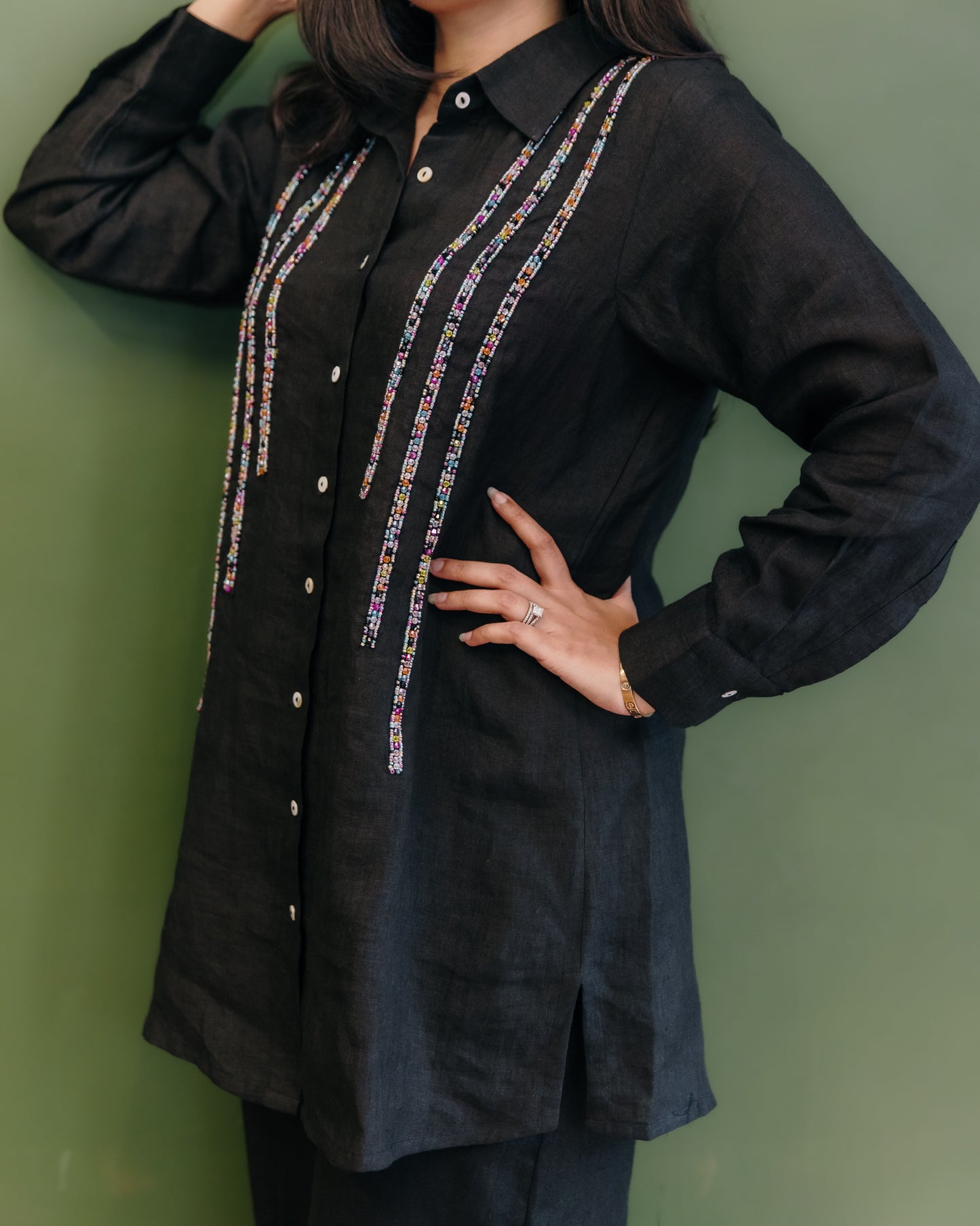 JASHN LINEN TUNIC - BLACK